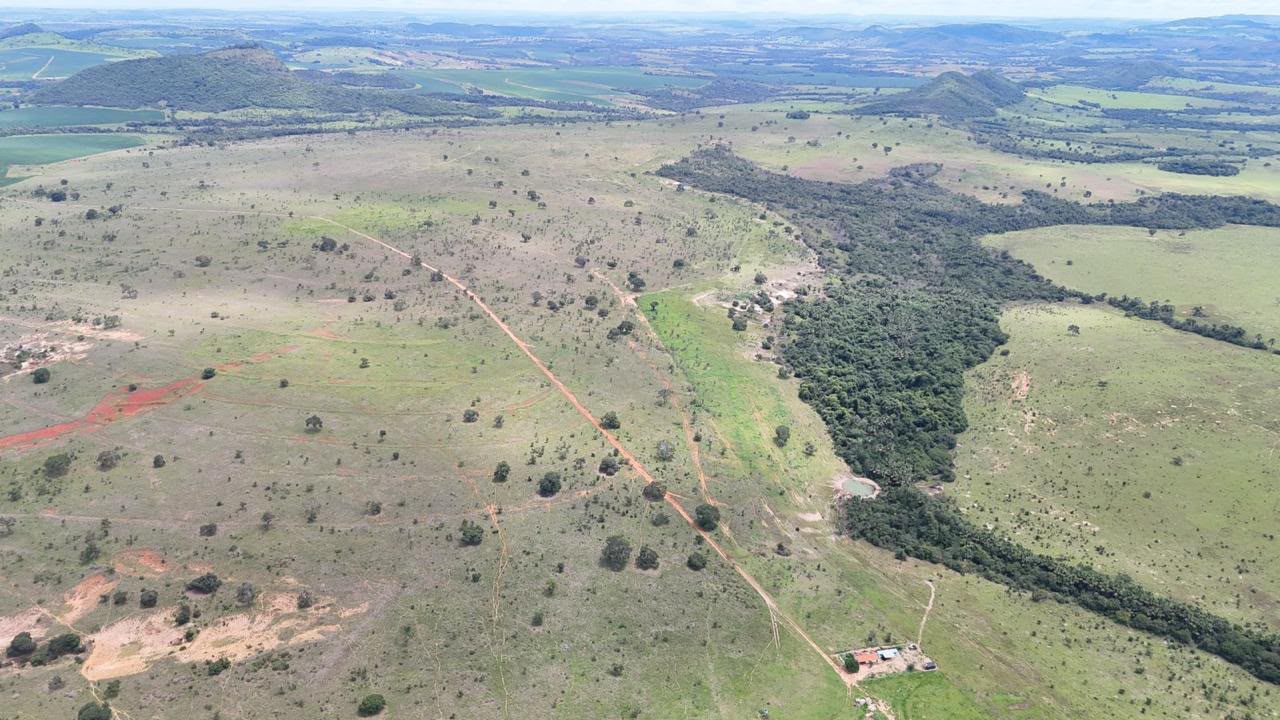 Fazenda de 11.964 hec em Goiás
