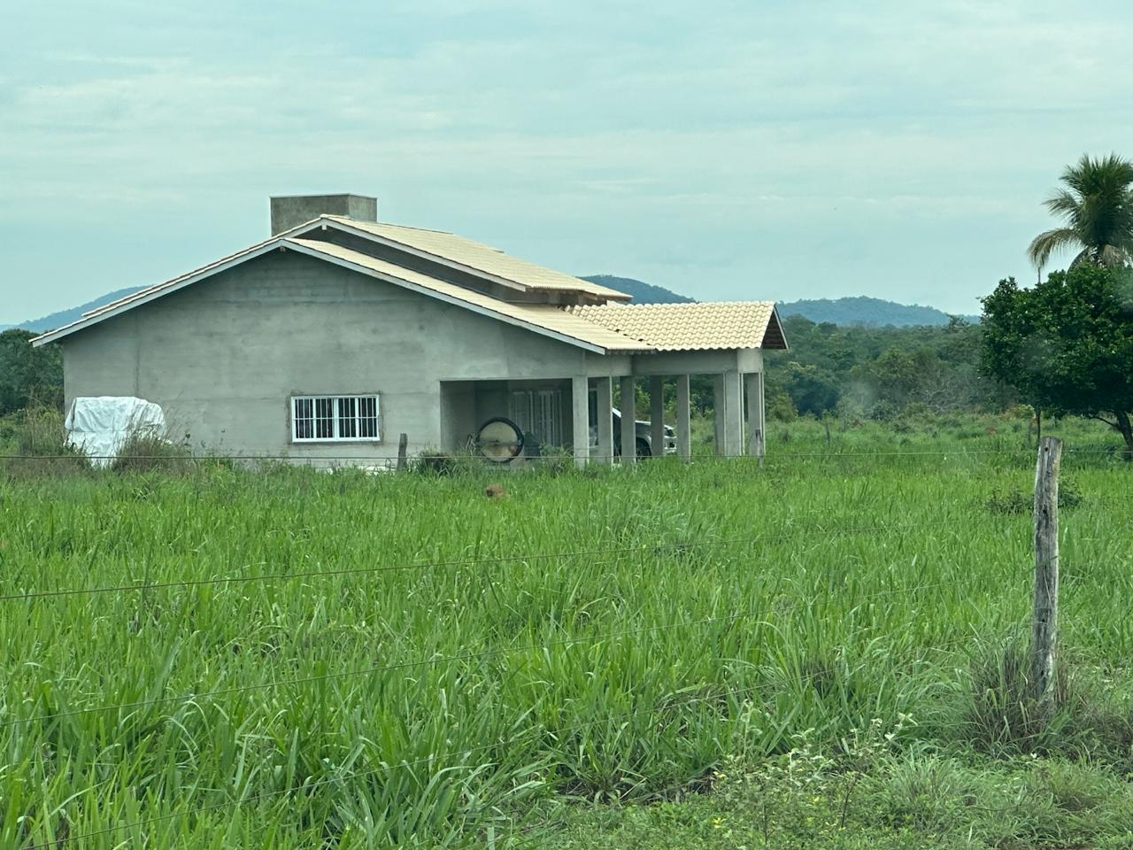 Fazenda de 2.200 hec no Tocantins